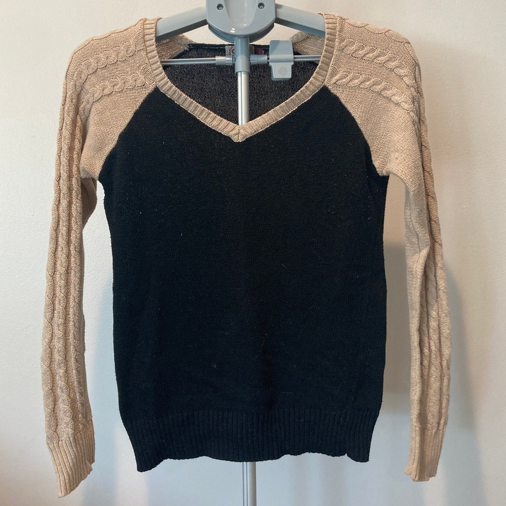SO‎ Juniors L Black Tan Raglan-Sleeve Cable-Knit Sweater Winter Comfy Cabincore